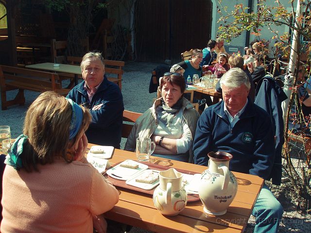 Erster Schluck beim Gugg 20.JPG